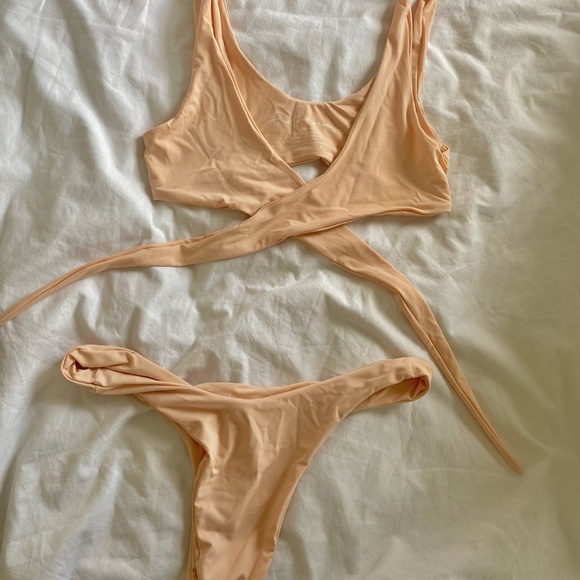 437 Kenzie bikini XS - Picture 3 of 5